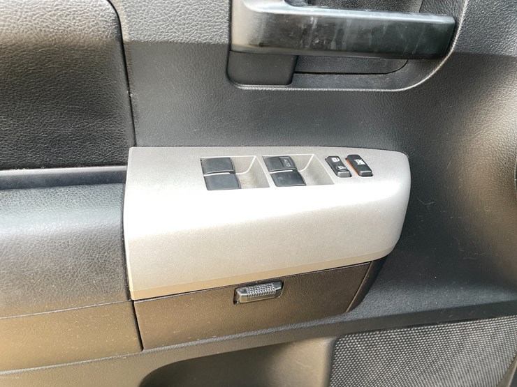 2007-toyota-tundra-sr5-image-49