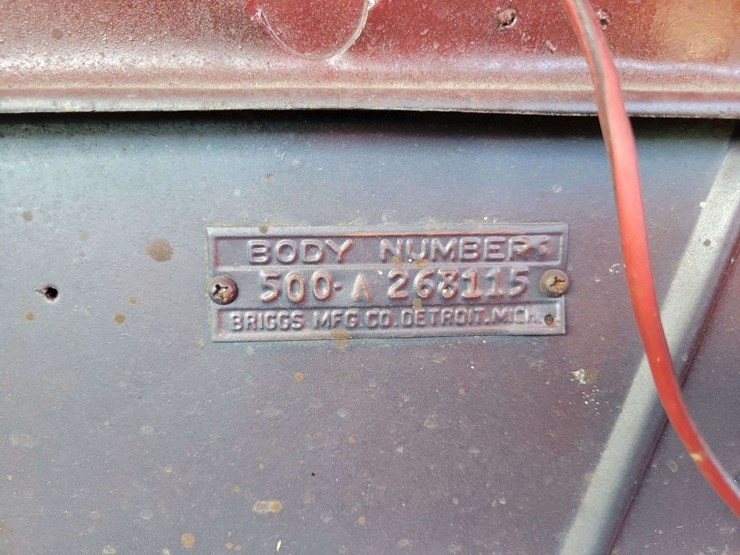 1948-plymouth-special-deluxe-image-13