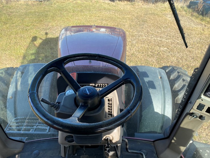 2014-case-ih-340-image-58