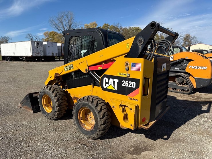 2017-caterpillar-262d-image-2