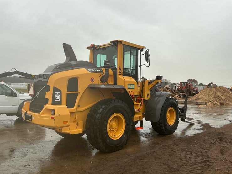 2022-volvo-l60h-image-5