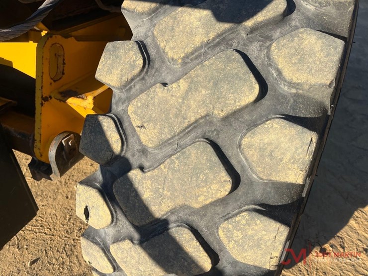 2018-jcb-930-image-11