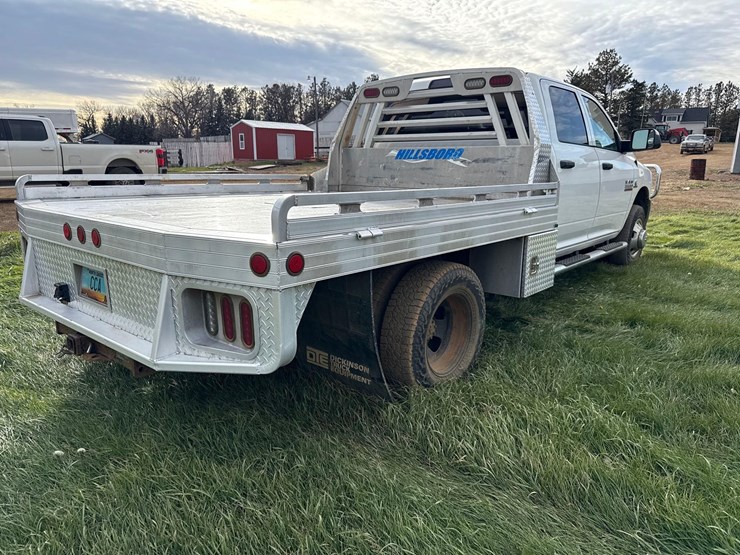 2015-dodge-3500hd-image-4