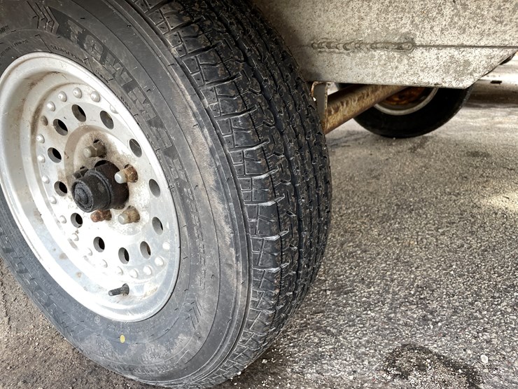 #1397-•-2001-karavan-expedition-trailer-(no-title)-(of)-image-21