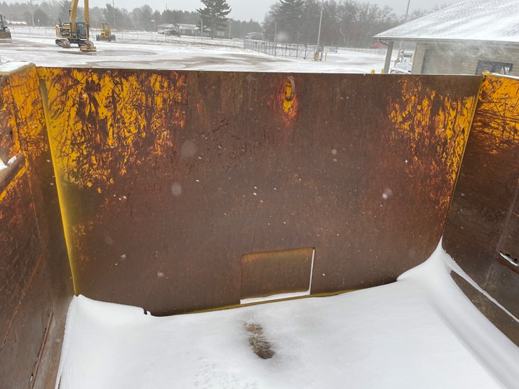 #234-•-2005-international-tri-axle-dump-truck-(has-wi-title)(mosinee,-wi)-image-22