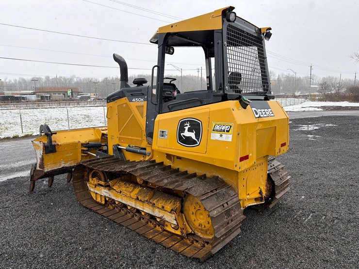 2023-deere-450k-image-5