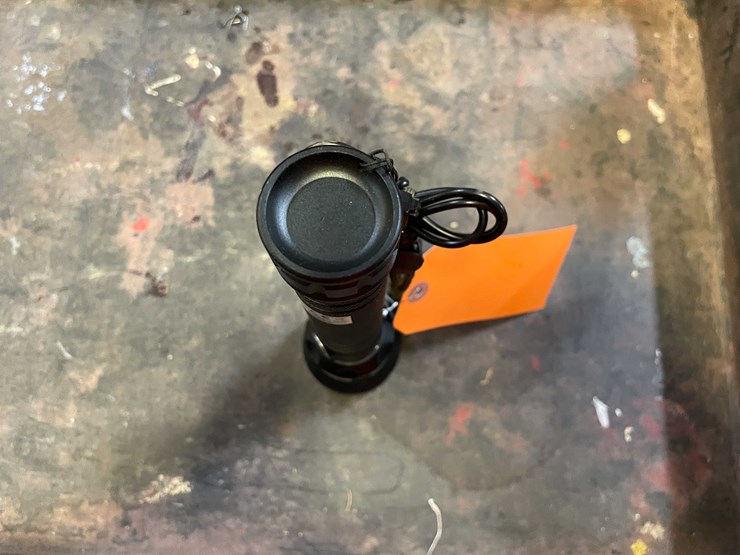 #8680-•-10"-led-flashlight,-ultra-bright,-high-lumen-(pr12)-image-6