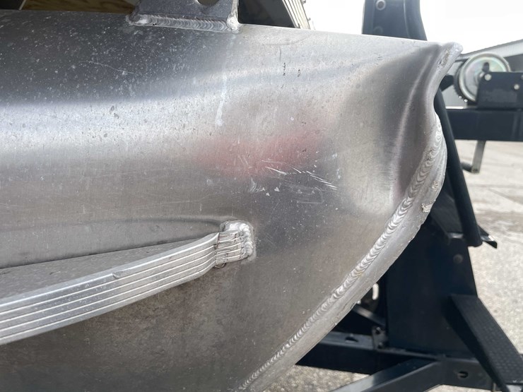 #1398-•-2002-24'-fisher-liberty-240-(has-wi-registration)-(of)-image-10