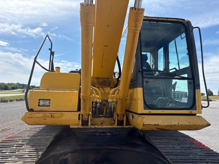 2010-komatsu-pc200-lc-8-image-13