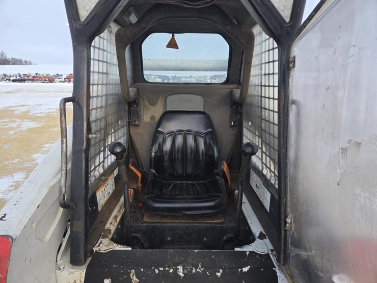 bobcat-s250-image-18