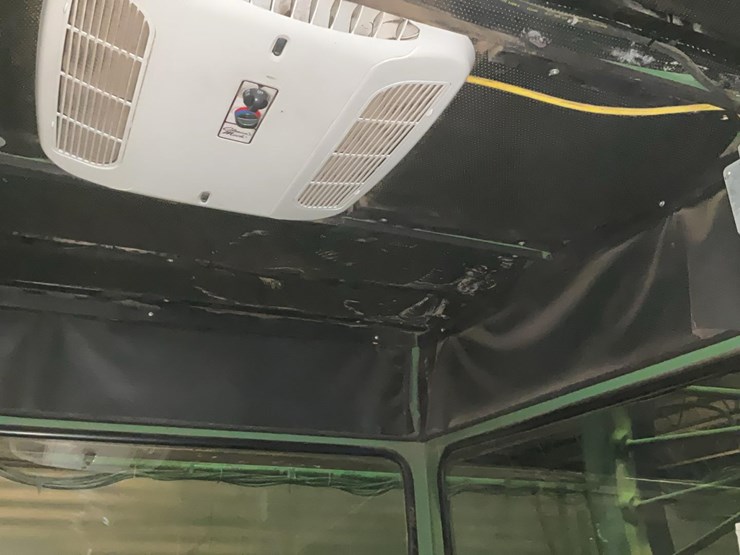 #128-•-hmc-operaters-cab-image-6