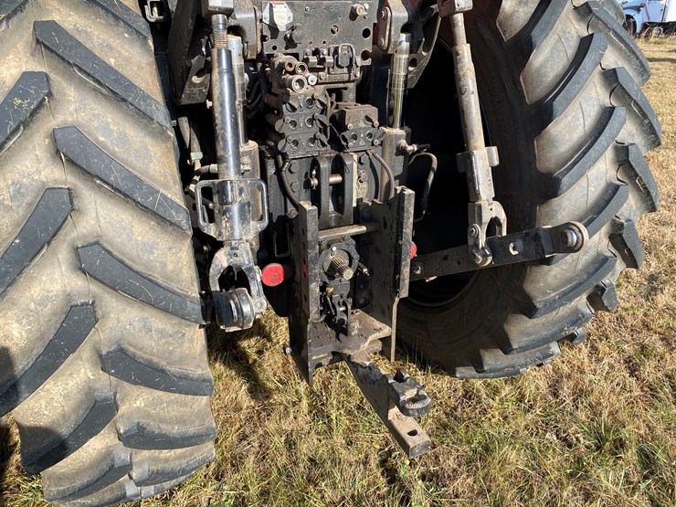 2014-case-ih-340-image-38