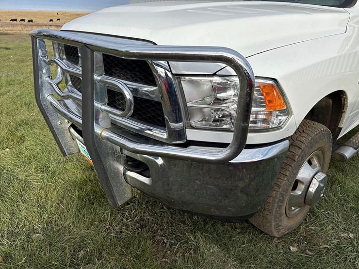 2015-dodge-3500hd-image-15