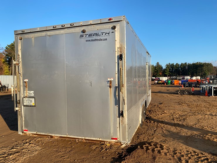 #322-•-2017-stealth-enclosed-trailer-(has-wi-title)(mosinee,-wi)-image-5