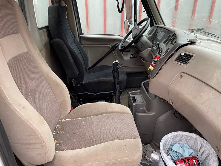 2003-caterpillar-c15-image-33