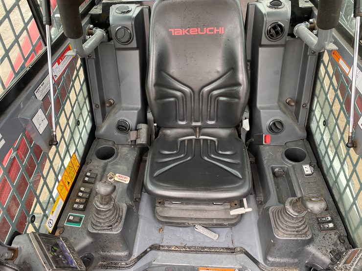 2020-takeuchi-tl10v2-image-34