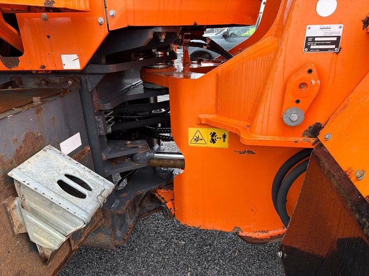 2015-doosan-dl350-5-image-15