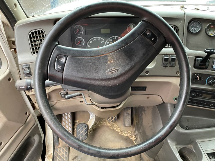 2003-caterpillar-c15-image-34