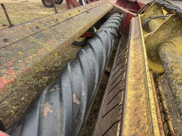 new-holland-469-image-8