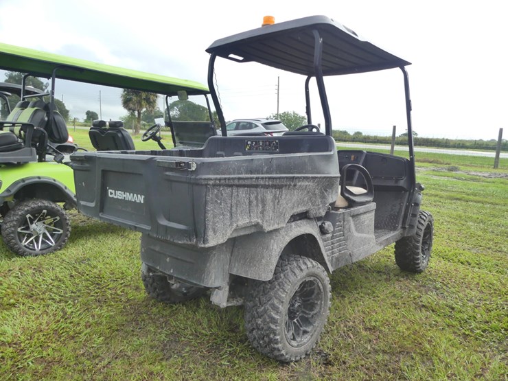 cushman-hauler-1200x-golf-cart-image-3