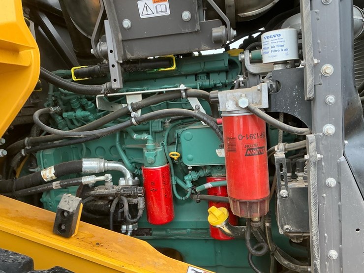 2022-volvo-l60h-image-10