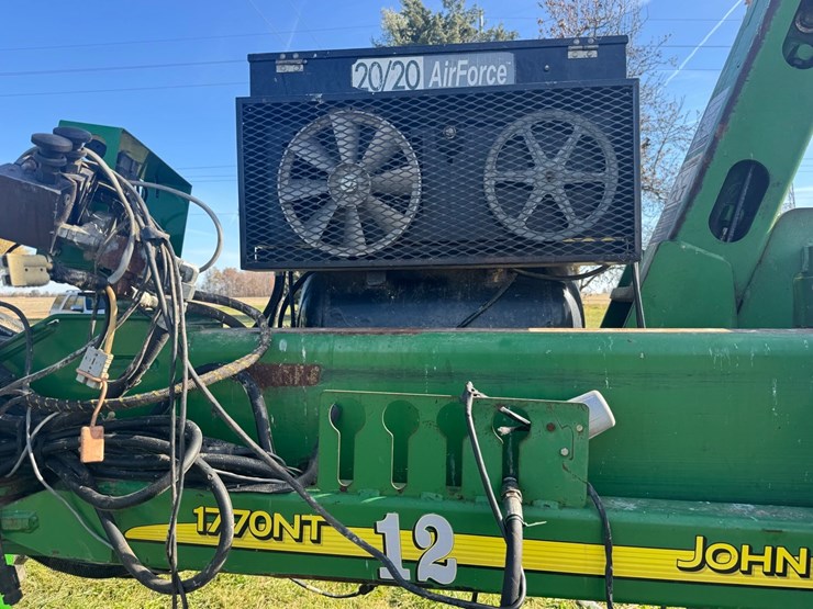 john-deere-1770nt-image-17