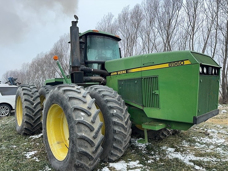 1991-john-deere-8960-image-35