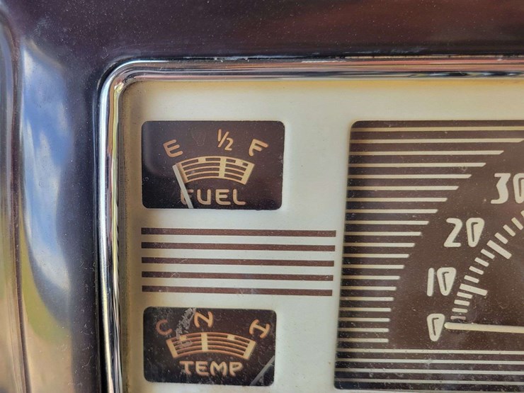 1940-ford-sedan-image-74