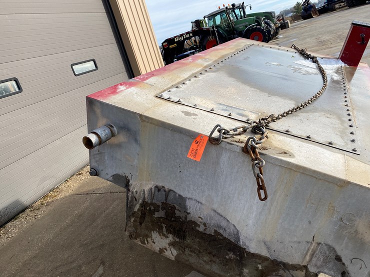 #8437-•-1,500-gallon-galvanized-tank-(waldo,-wi)-image-10