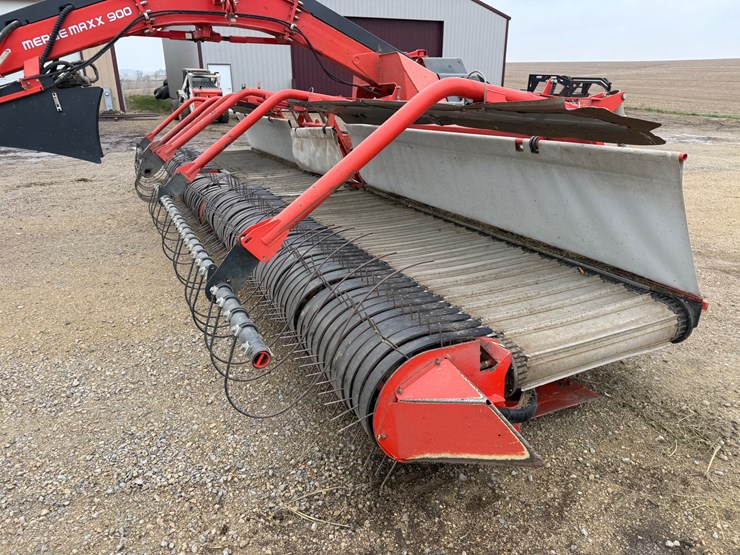 2011-kuhn-merge-maxx-900-image-21