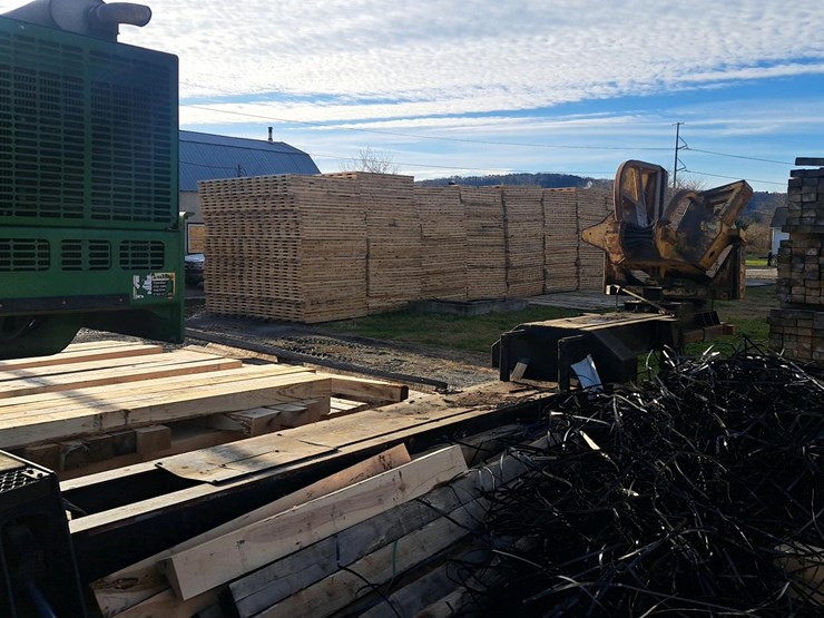 2015-deere-437d-image-6