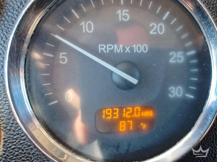 2014-peterbilt-388-image-48