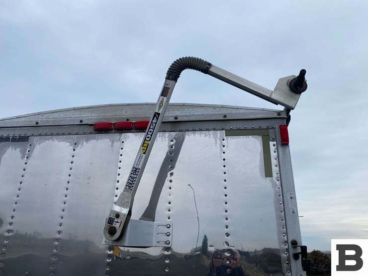 1995-wilson-48'-image-48