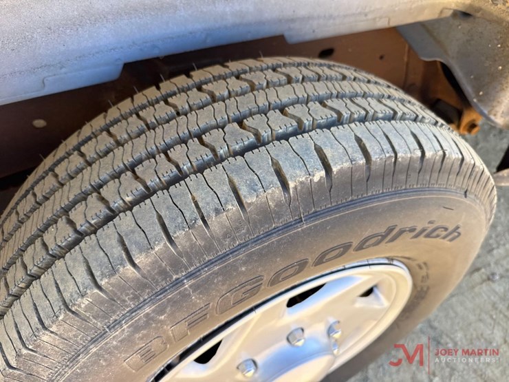 1996-ford-e350-image-12