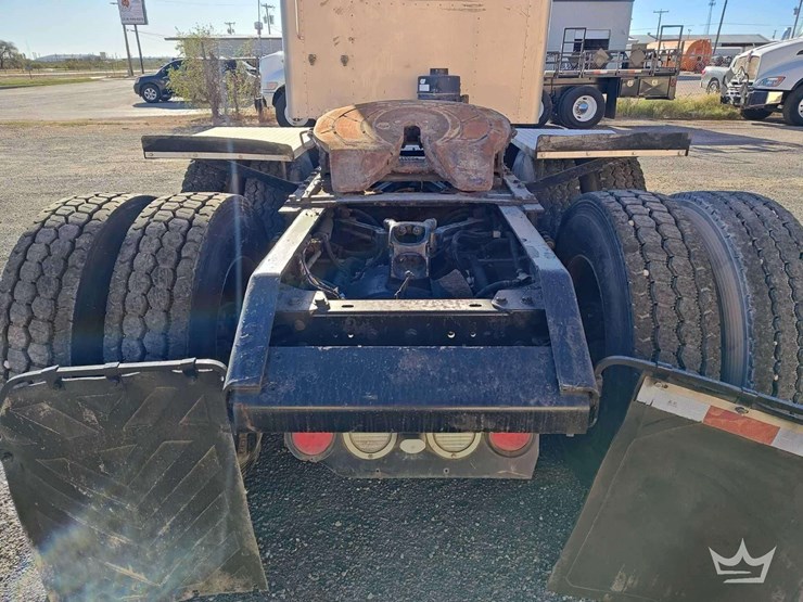 2012-kenworth-t800-image-40