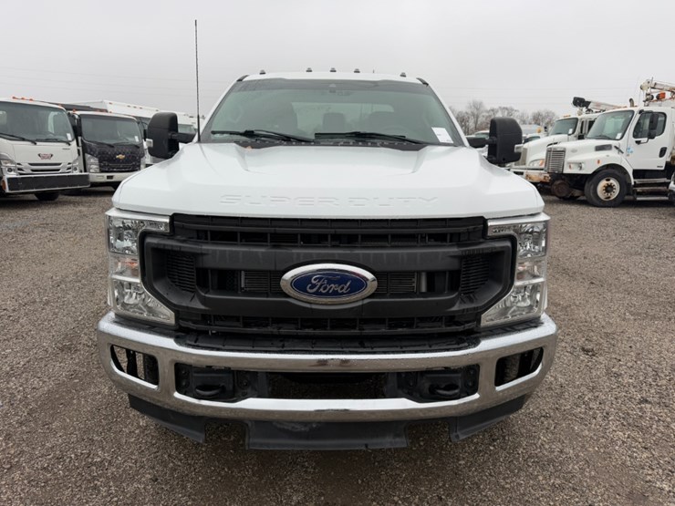 2022-ford-f350-image-3