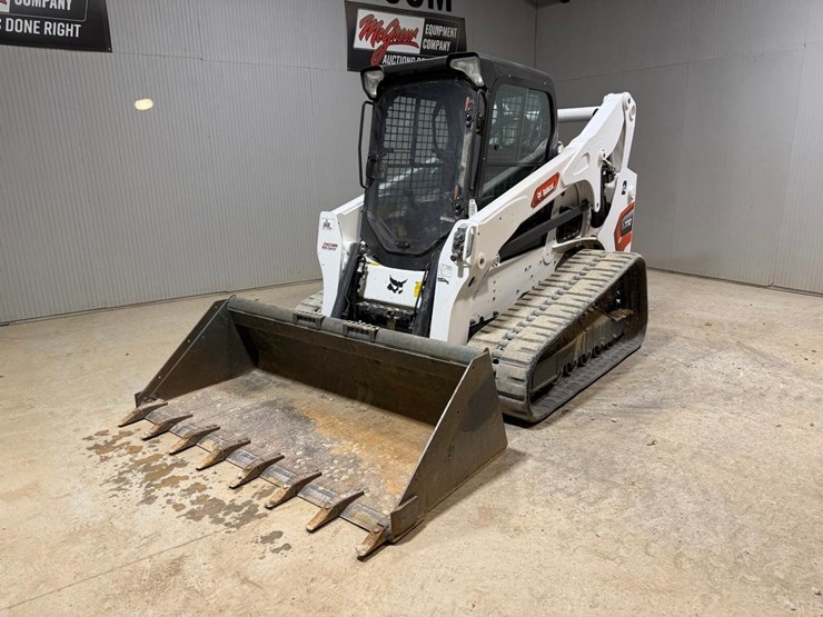 2023-bobcat-t770-image-2