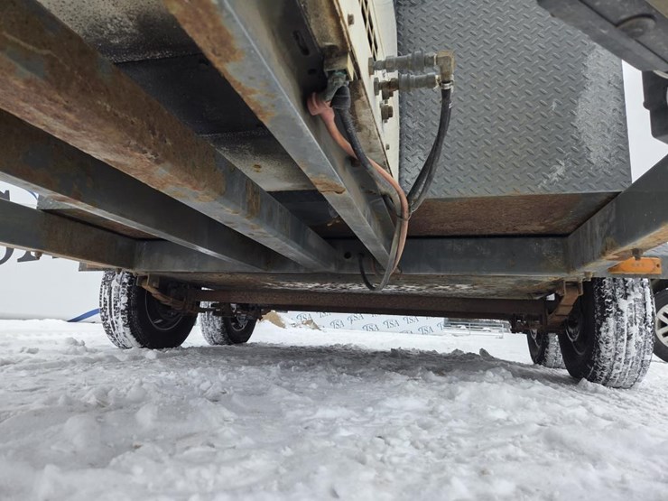 2014-wacker-neuson-e3000-image-31