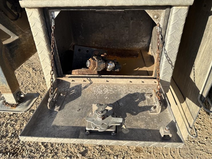 2006-ford-f550-image-50