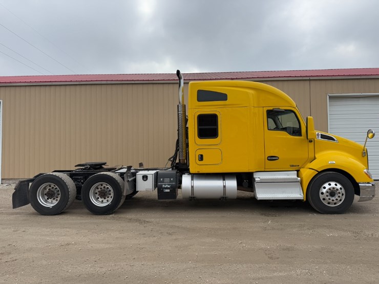 2019-kenworth-t680-image-6
