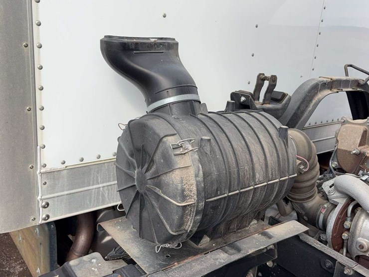 2018-isuzu-ftr-image-20