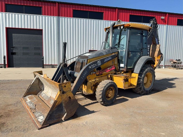 2012-deere-310k-image-1