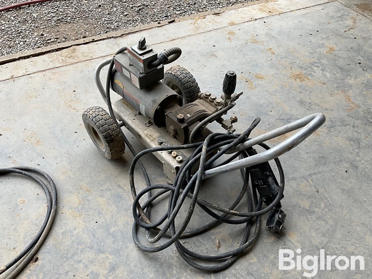 2023-landa-pressure-washer-image-8