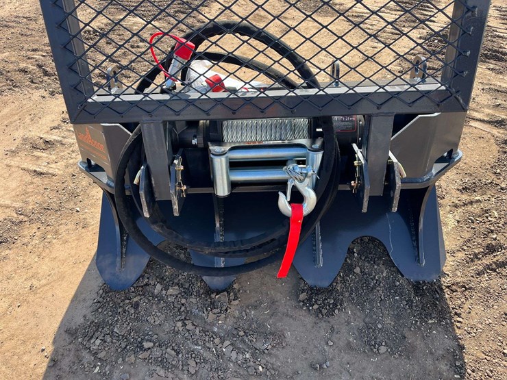 landhonor-q/a-hydraulic-winch-image-3