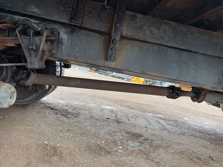 1997-international-4900-image-17