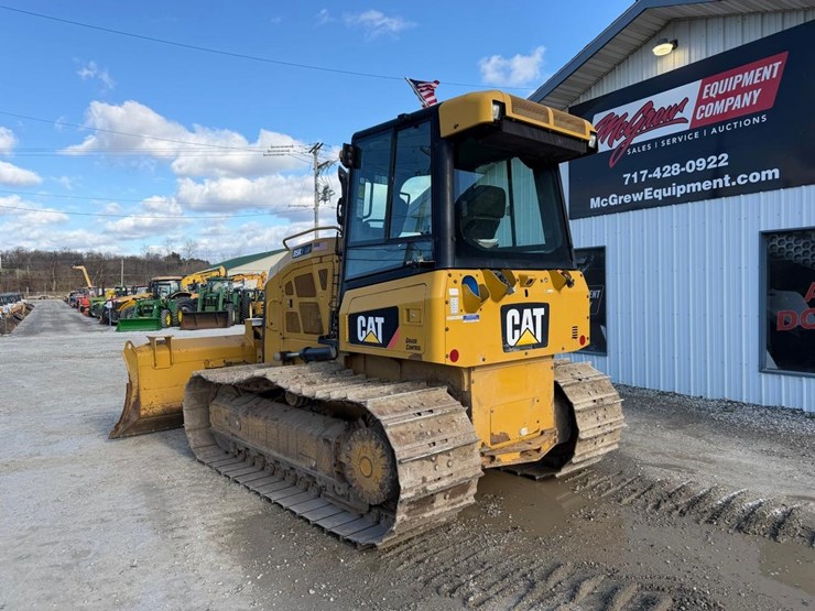 2019-caterpillar-d5k2-image-3