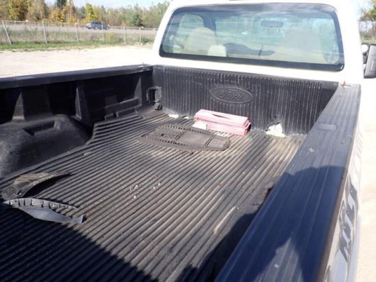 2008-ford-f350-xl-image-33