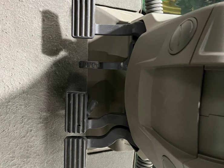 john-deere-8r-340-image-49