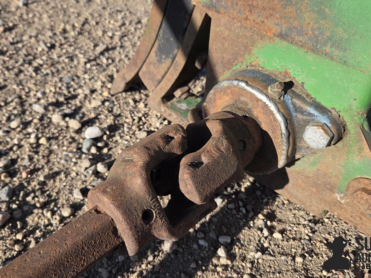 john-deere-3-pt-v-ripper-image-20