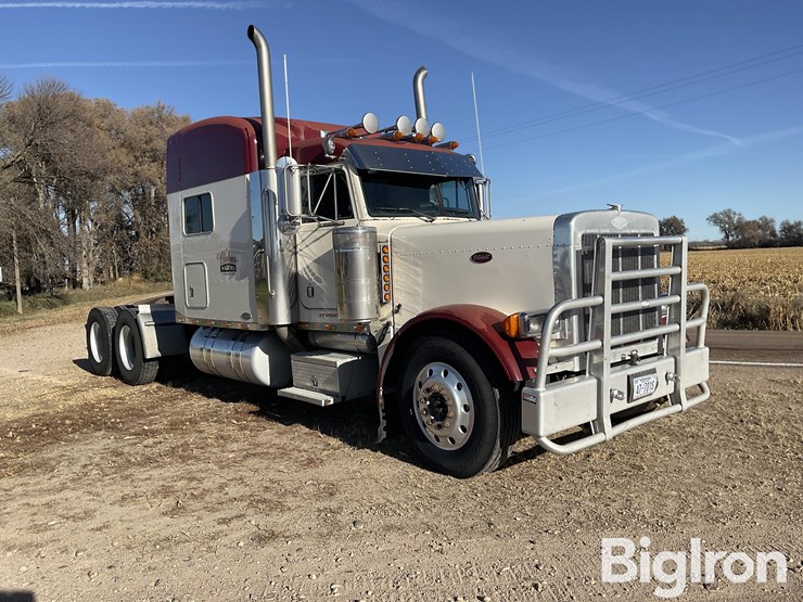 2005-peterbilt-379-image-3